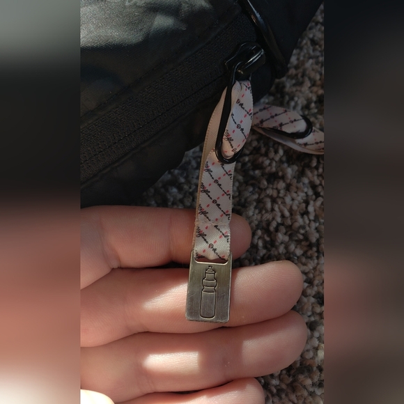 Lululemon Athletica| Oversized Dance Gym Workout Over The Shoulder Bag - Picture 4 of 6